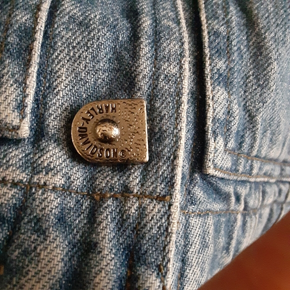 Jean Jacket - Picture 6 of 6